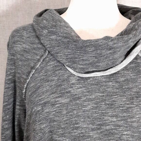 Free People FP Beach Two Body Raglan Tunic Top Sweater Cowl Neck Gray One Size - Picture 5 of 15